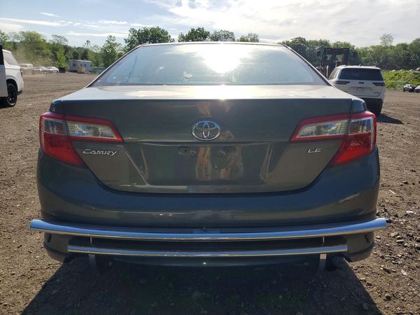 2013 TOYOTA CAMRY