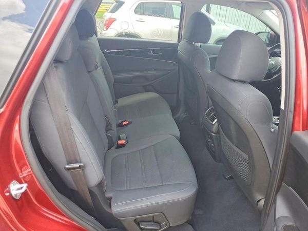 2019 KIA SORENTO L, LX, S