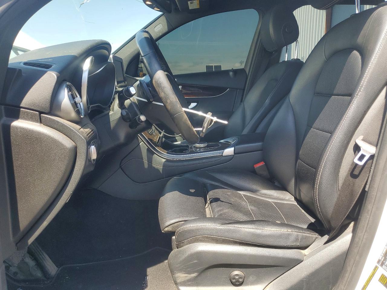 2017 MERCEDES-BENZ GLC GLC300