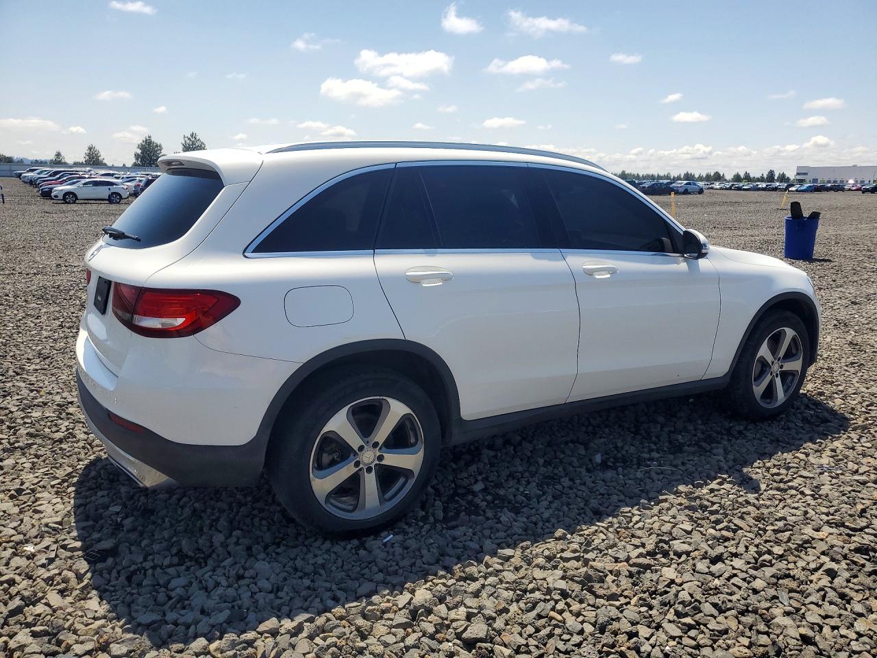 2017 MERCEDES-BENZ GLC GLC300