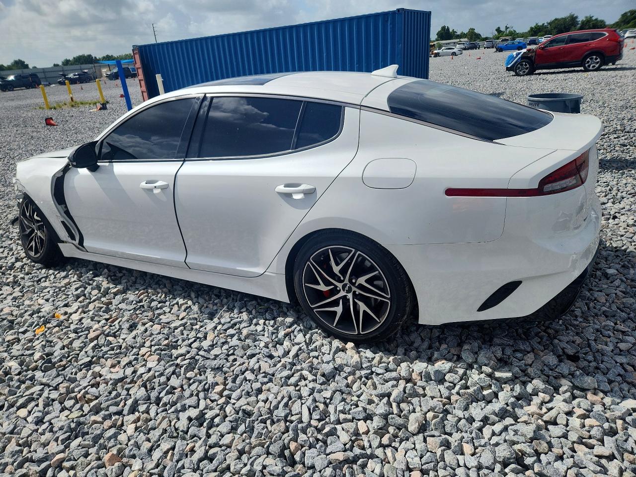 2023 KIA STINGER GT-Line