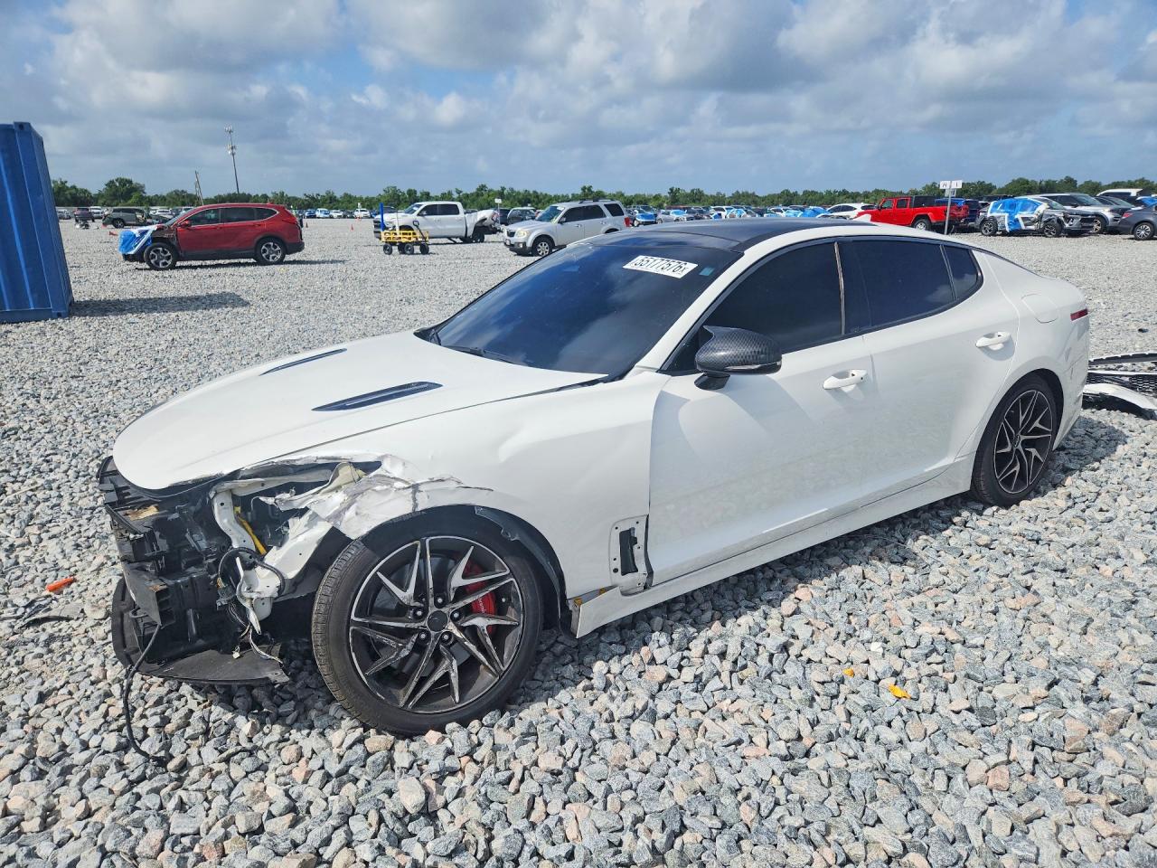 2023 KIA STINGER GT-Line