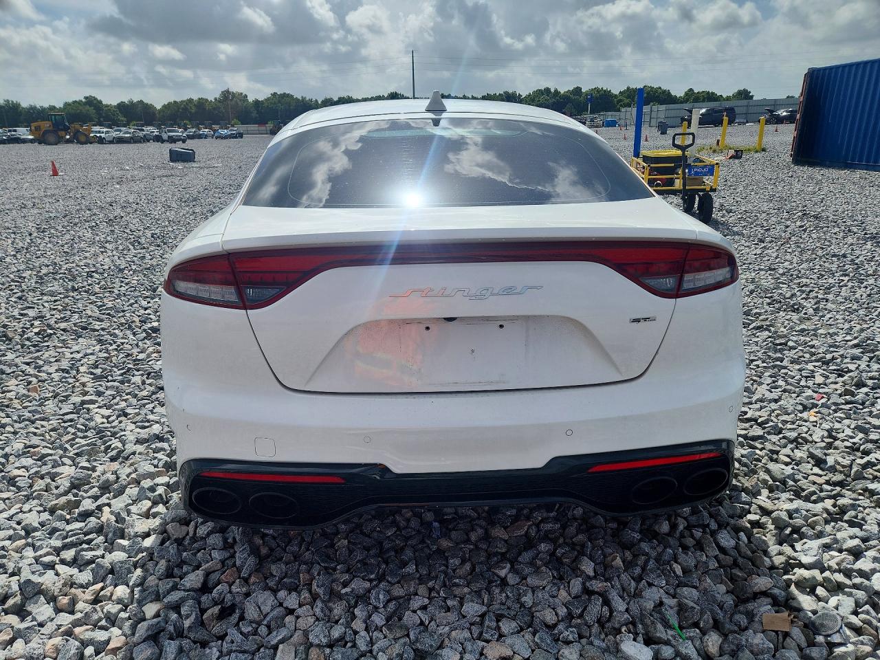 2023 KIA STINGER GT-Line