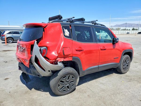 2018 JEEP RENEGADE TRAILHAWK 4X4