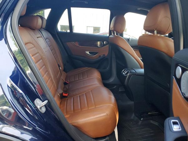 2017 MERCEDES-BENZ GLC GLC300 Base-4M