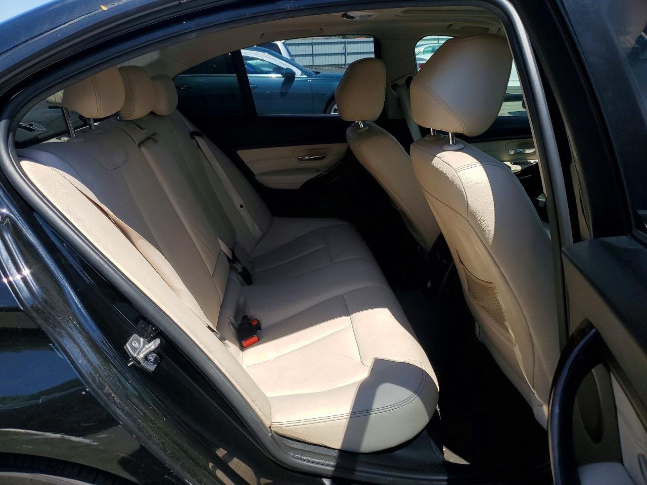 2015 BMW 328