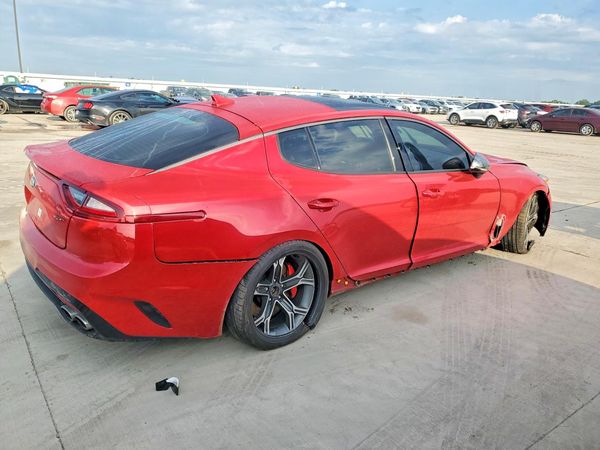 2018 KIA STINGER