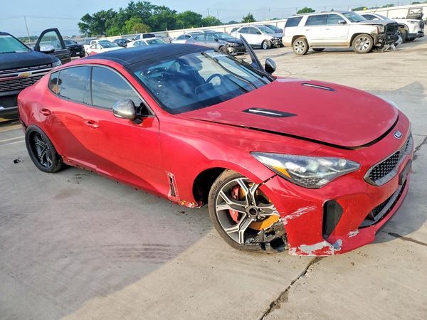 2018 KIA STINGER
