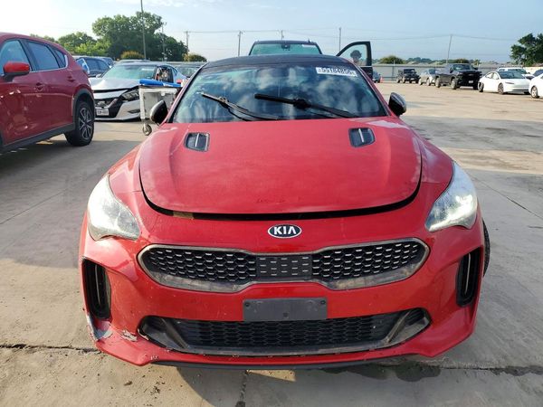 2018 KIA STINGER