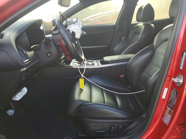 2018 KIA STINGER