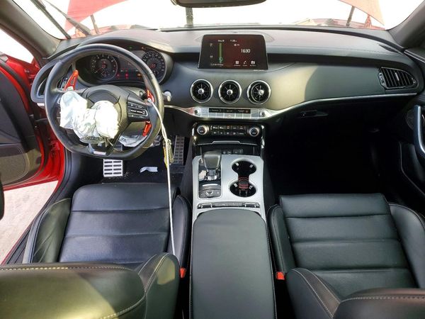 2018 KIA STINGER
