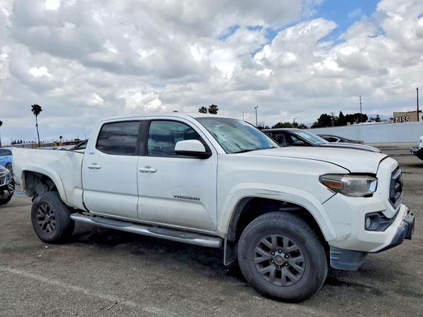 2020 TOYOTA TACOMA SR5
