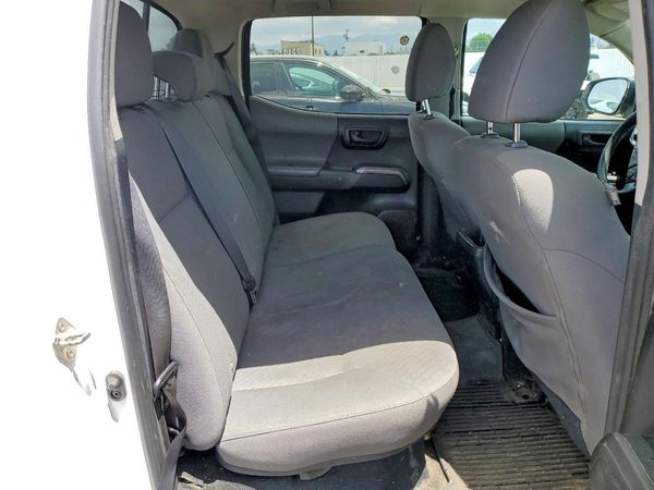 2020 TOYOTA TACOMA SR5