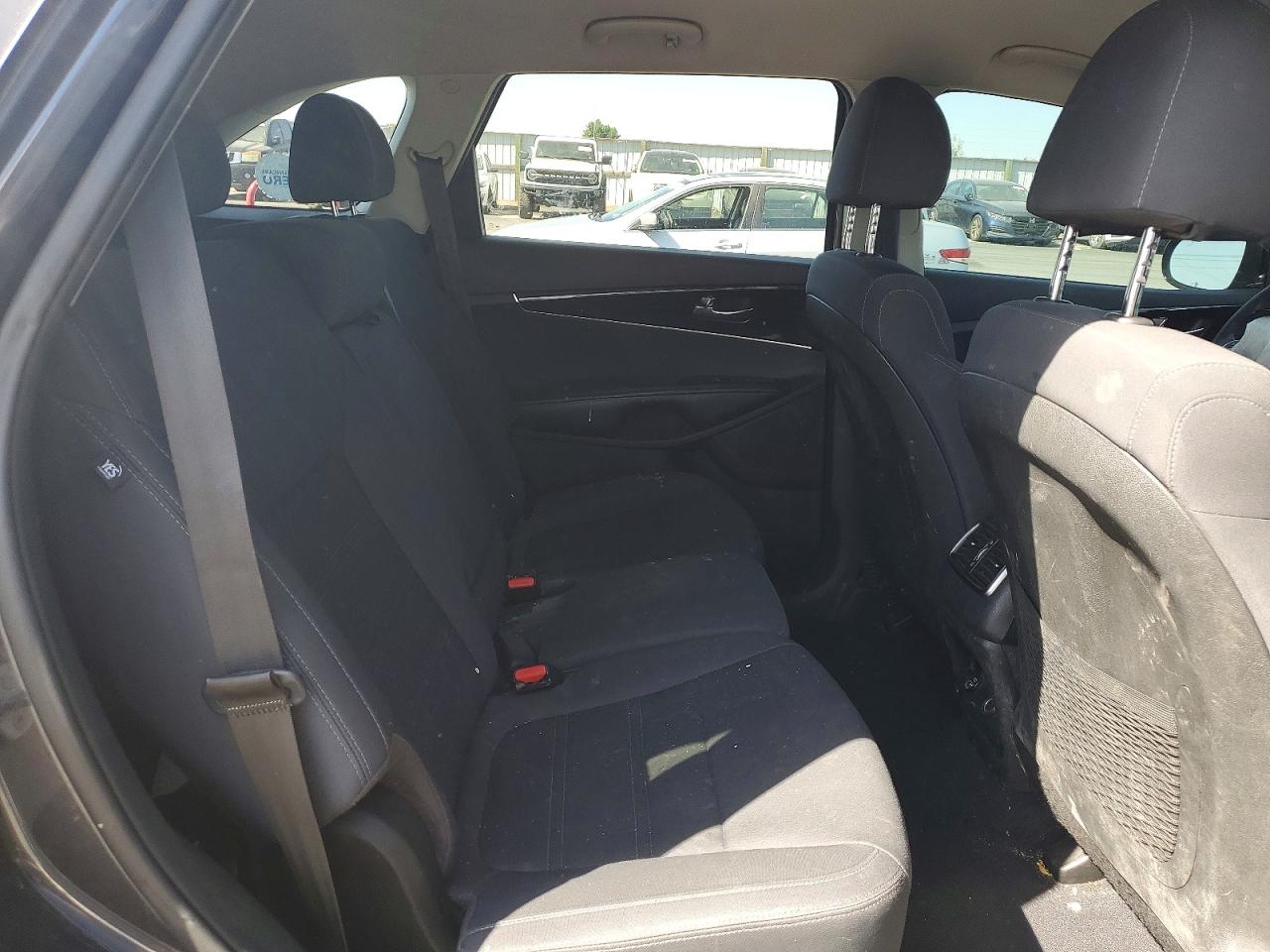 2019 KIA SORENTO L, LX, S