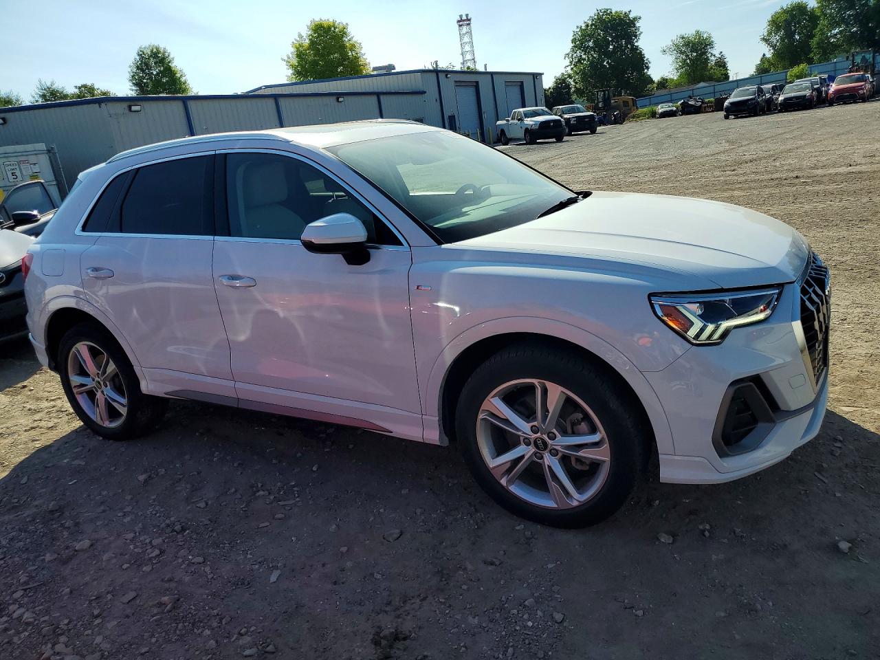 2023 AUDI Q3