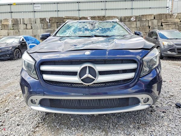 2017 MERCEDES-BENZ GLA GLA250-4M