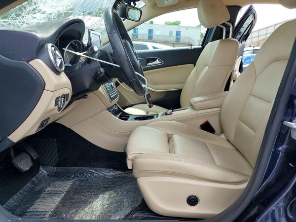 2017 MERCEDES-BENZ GLA GLA250-4M