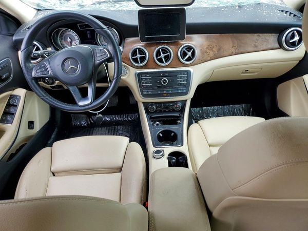 2017 MERCEDES-BENZ GLA GLA250-4M