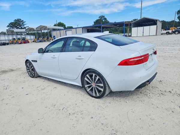 2019 JAGUAR XE