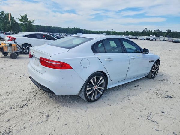 2019 JAGUAR XE