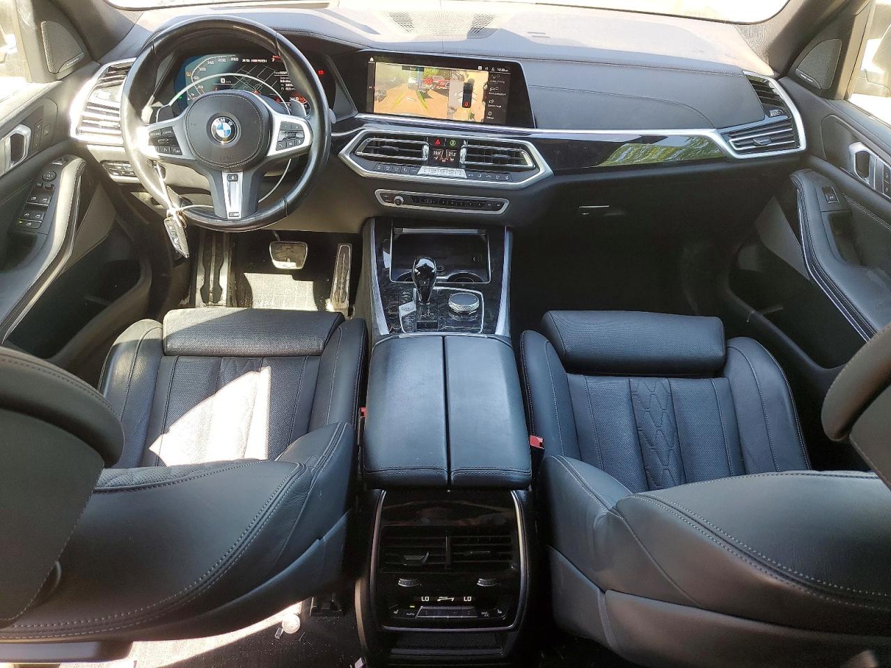 2023 BMW X5 M50i