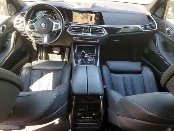 2023 BMW X5 M50i