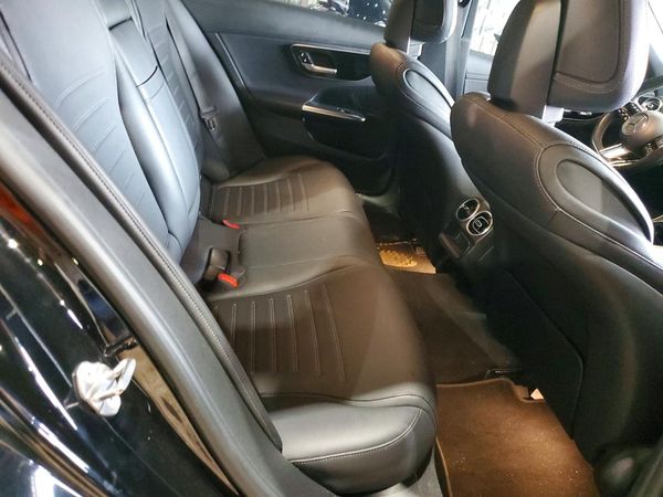 2023 MERCEDES-BENZ C C300