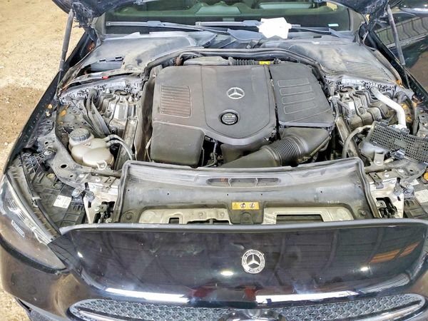 2023 MERCEDES-BENZ C C300