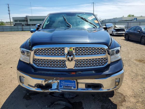2017 RAM 1500 Laramie