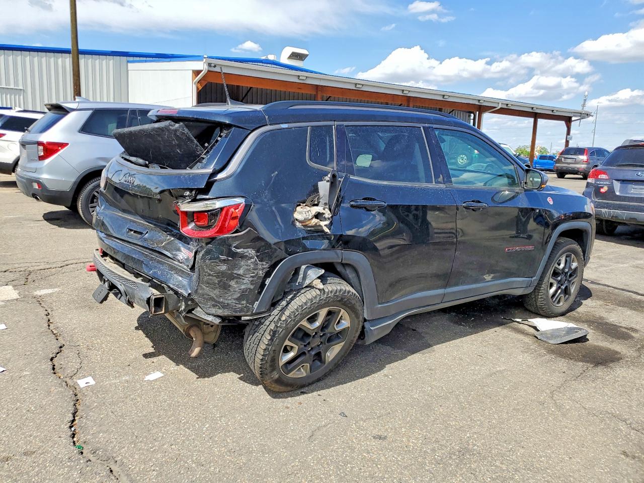 2017 JEEP COMPASS TRAILHAWK 4X4