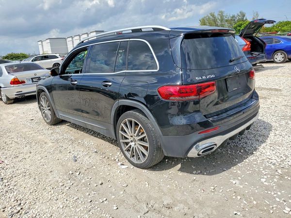2020 MERCEDES-BENZ GLB GLB250