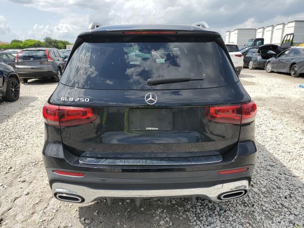 2020 MERCEDES-BENZ GLB GLB250