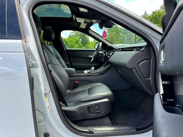 2025 LAND ROVER RANGE ROVER VELAR P250 Dynamic SE