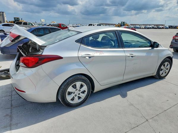 2016 HYUNDAI ELANTRA
