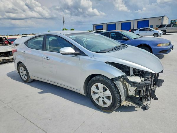 2016 HYUNDAI ELANTRA