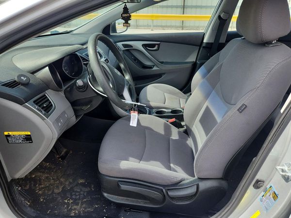 2016 HYUNDAI ELANTRA