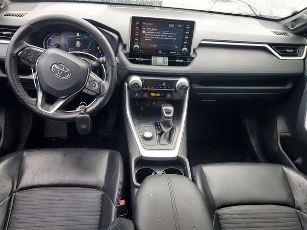 2019 TOYOTA RAV4 XSE HV 4WD