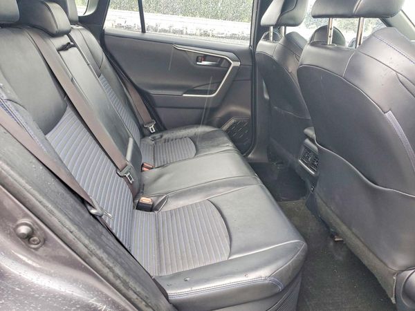 2019 TOYOTA RAV4 XSE HV 4WD