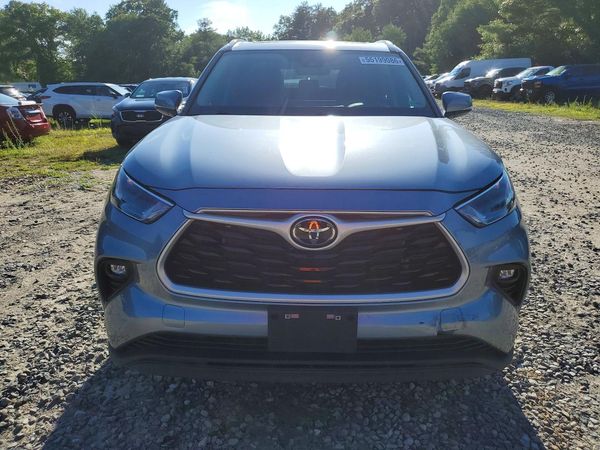 2023 TOYOTA HIGHLANDER