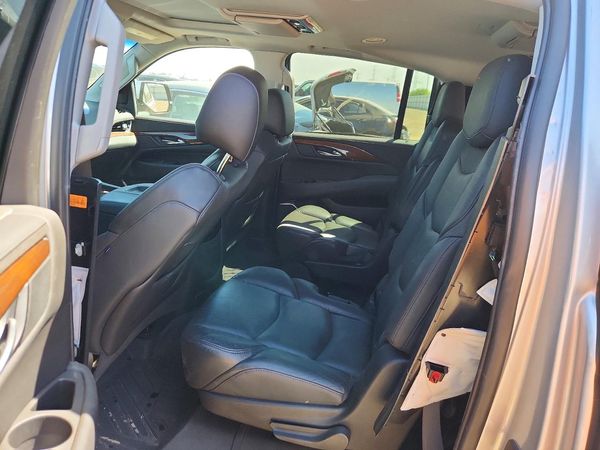 2019 CADILLAC ESCALADE ESV Luxury — PSRS
