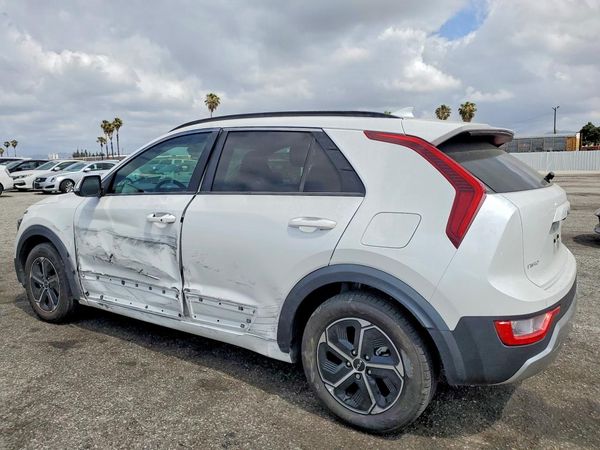 2023 KIA NIRO