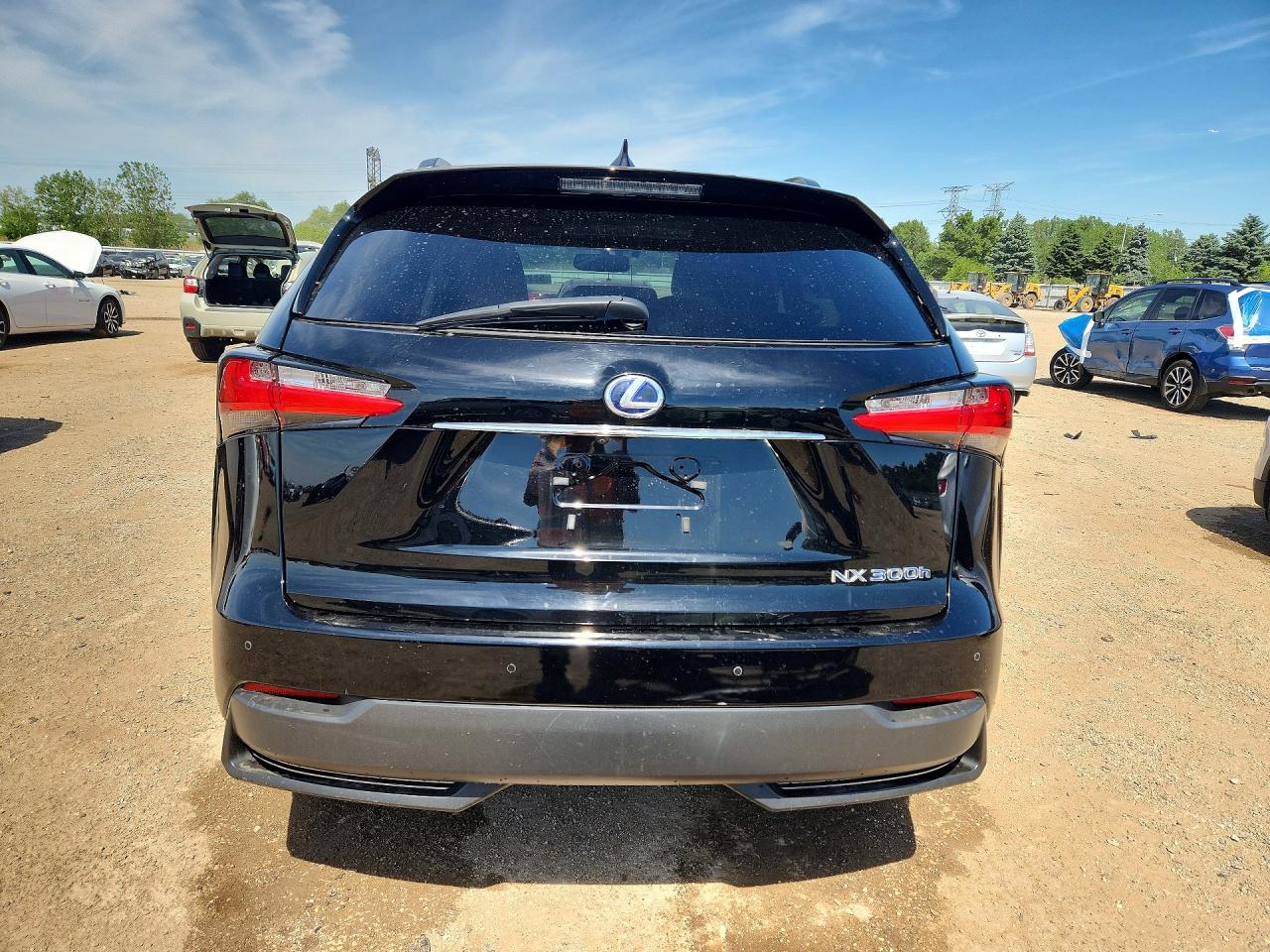 2016 LEXUS NX 300h Luxury