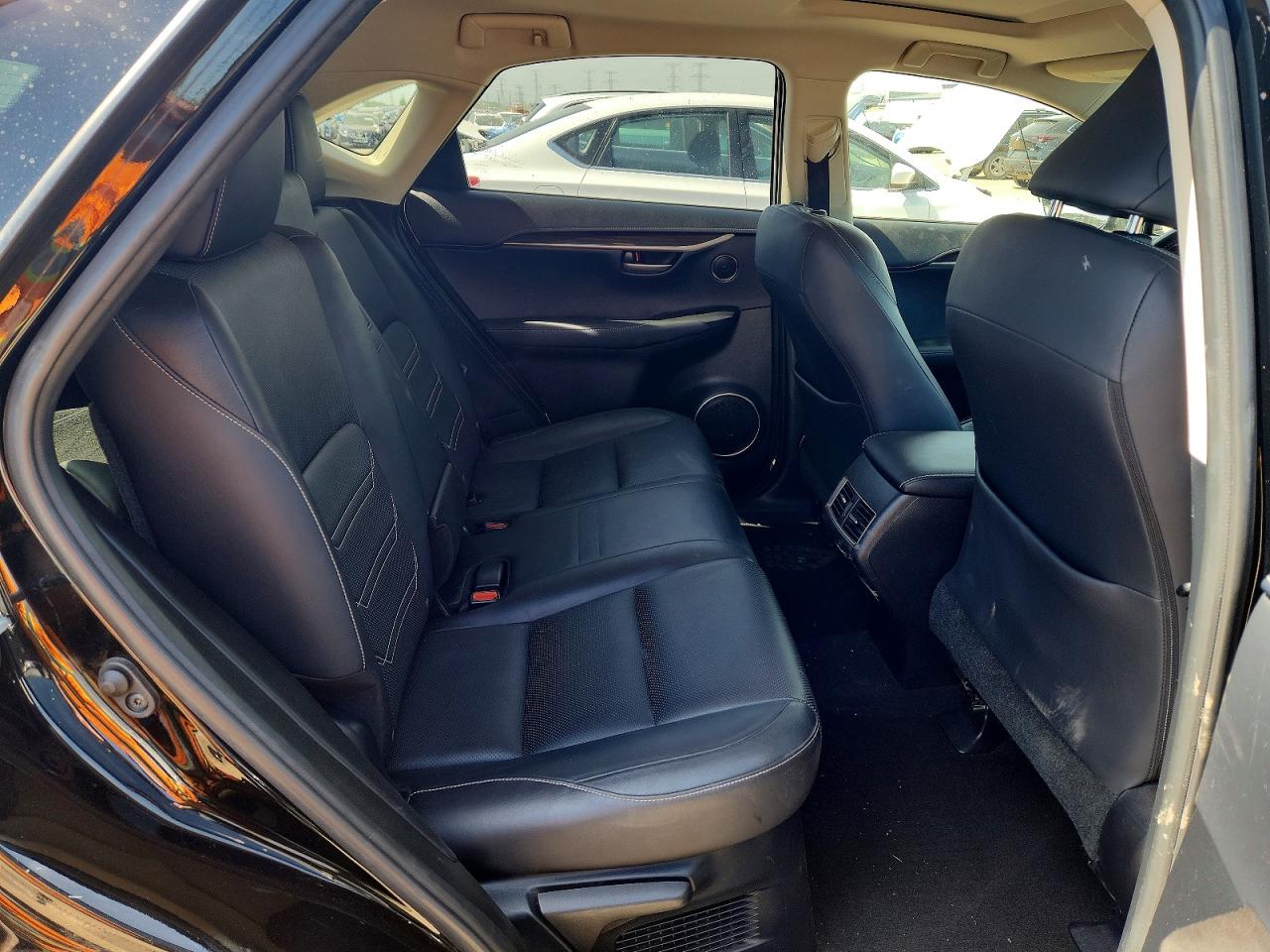 2016 LEXUS NX 300h Luxury