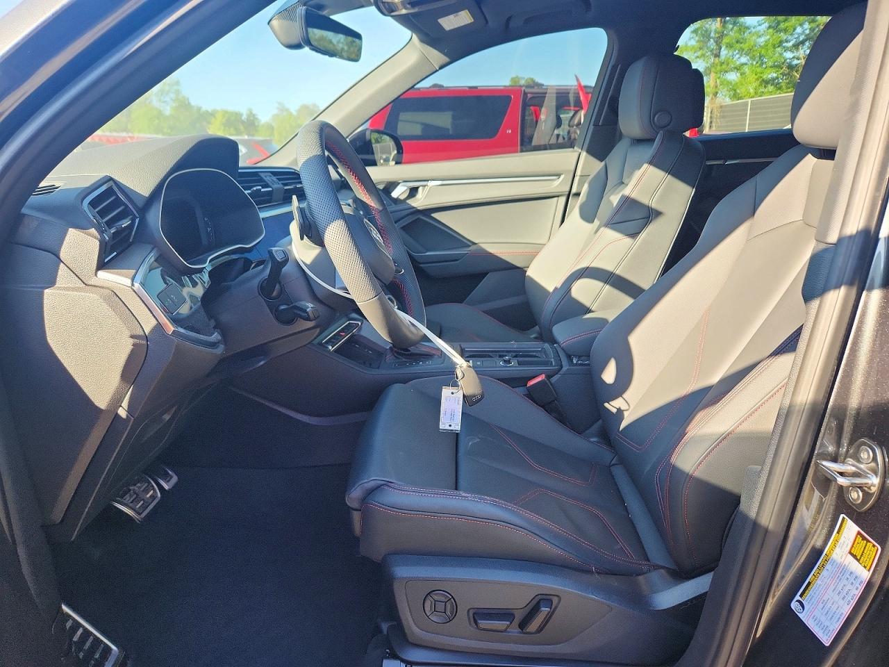 2025 AUDI Q3