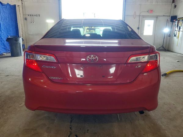 2012 TOYOTA CAMRY