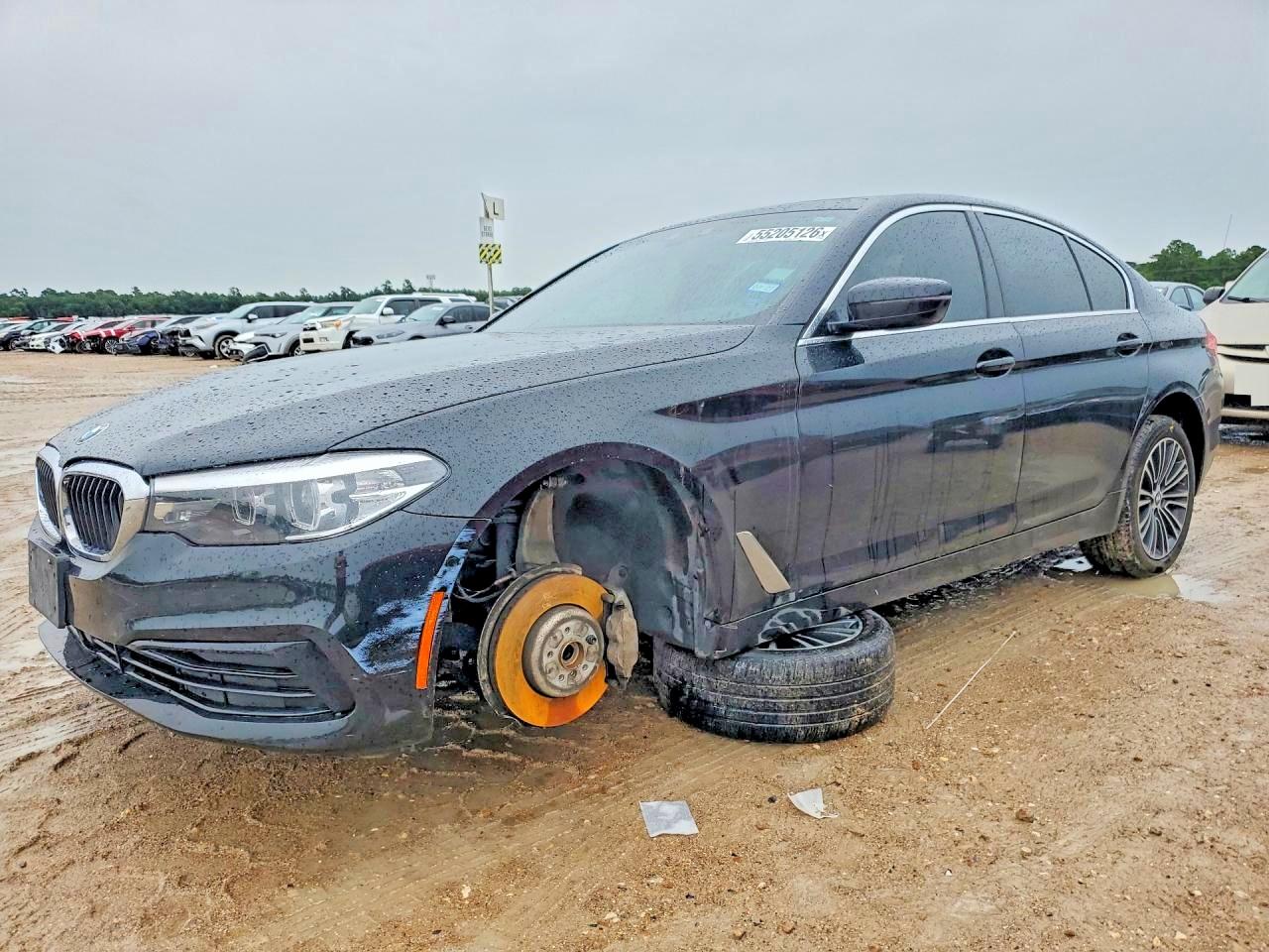 2019 BMW 530