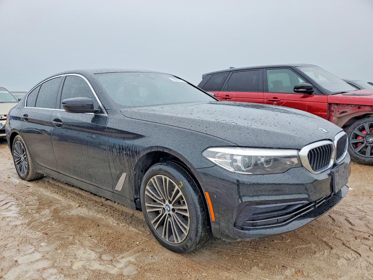 2019 BMW 530