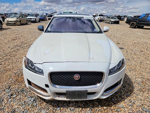 2019 JAGUAR XF Premium