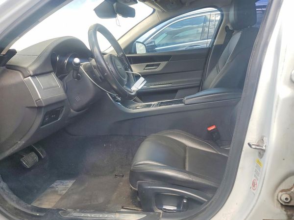 2019 JAGUAR XF Premium