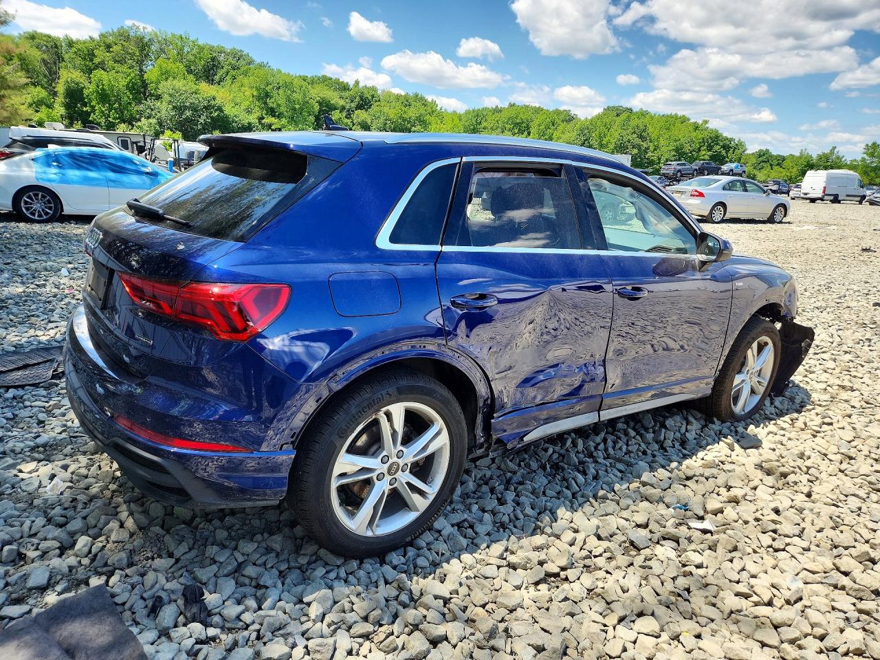 2024 AUDI Q3 S Line quattro Premium